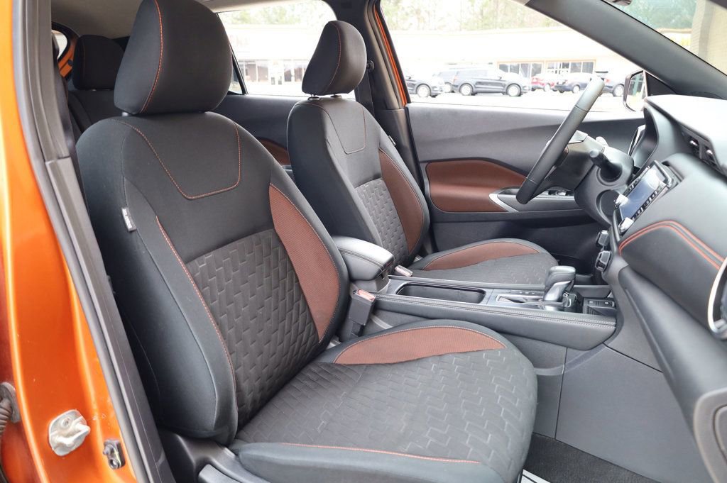 Used 2023 Nissan Kicks SR image 25