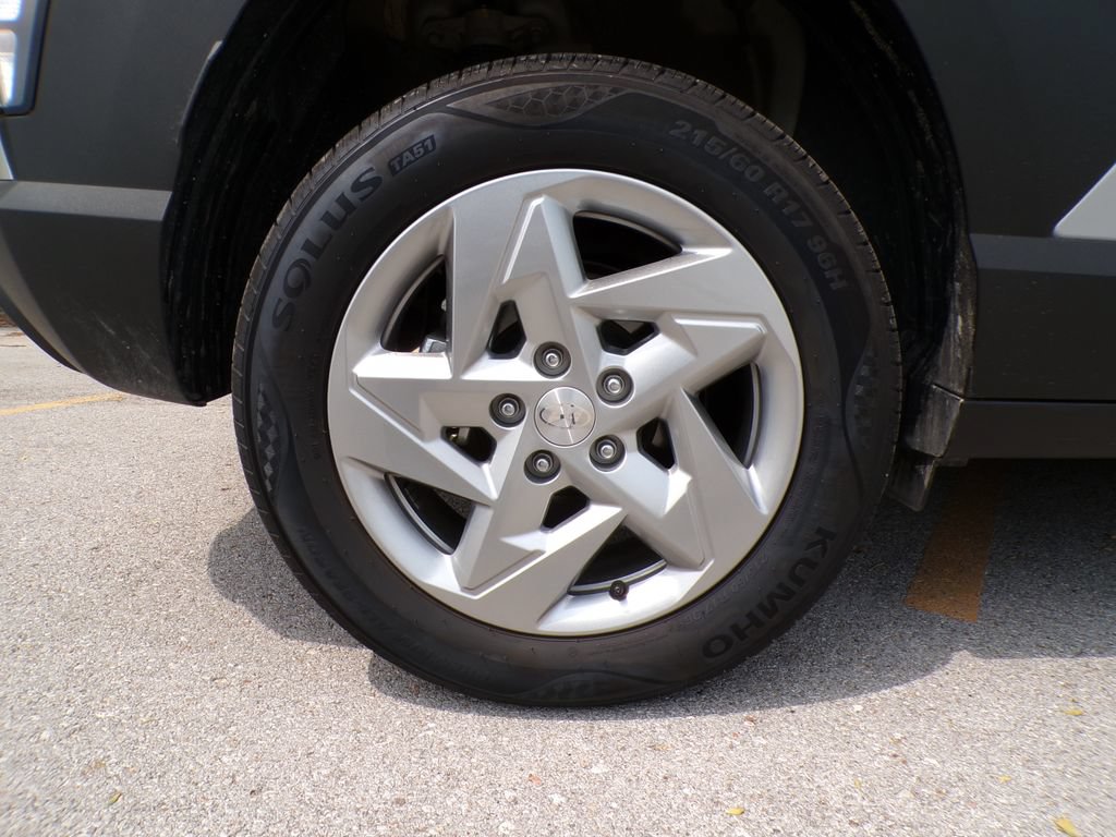 Certified 2026 Hyundai Kona SE AWD/4WD image 21
