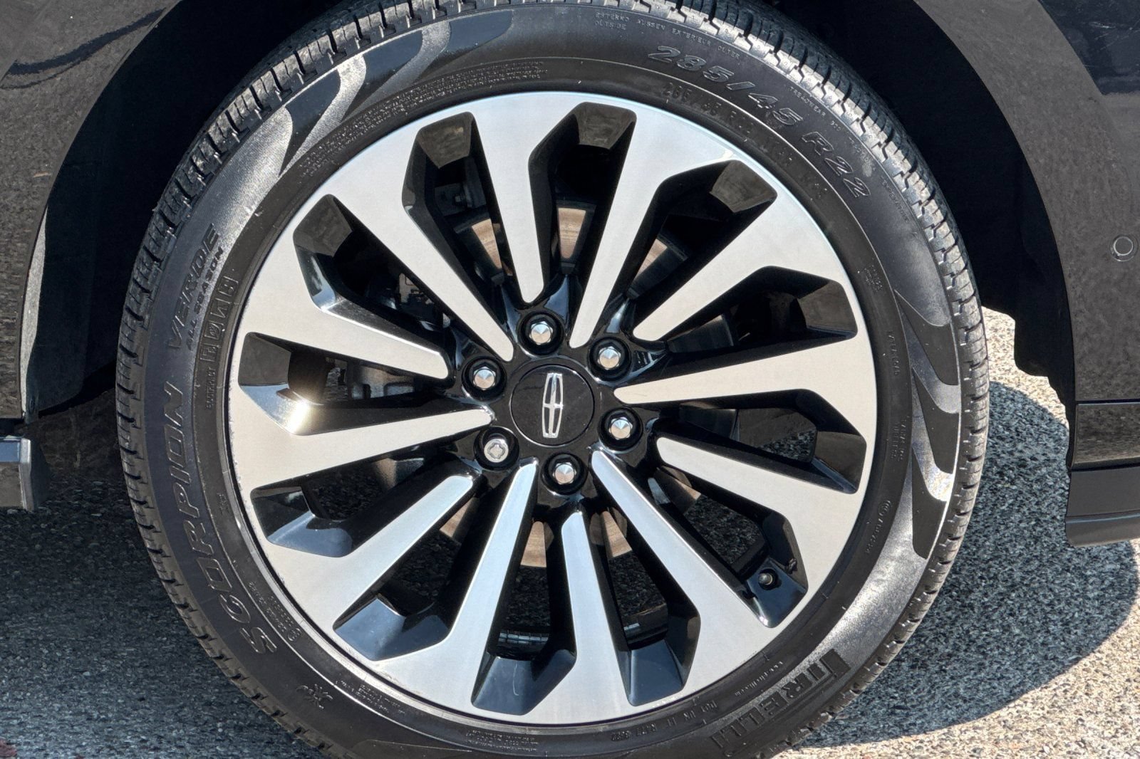 Certified 2023 Lincoln Navigator Reserve AWD/4WD image 26