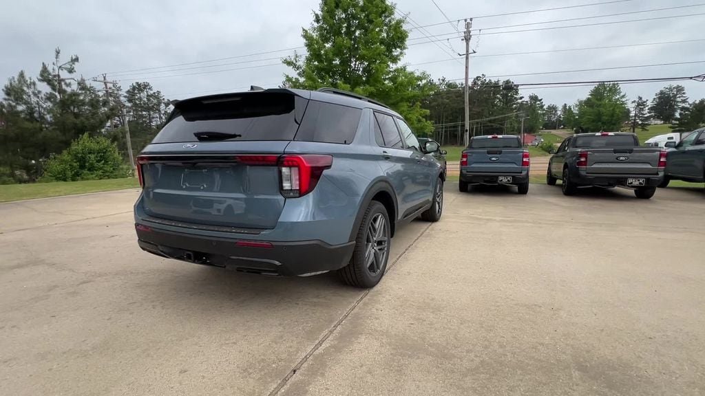 New 2026 Ford Explorer ST-Line RWD image 6