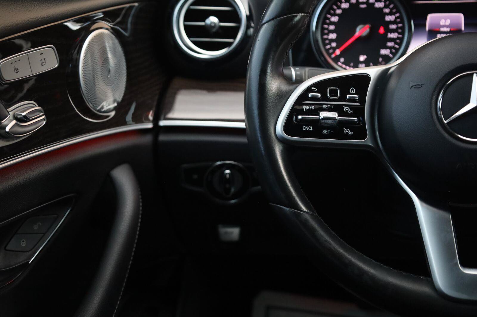 Used 2019 Mercedes-Benz E 300 image 32