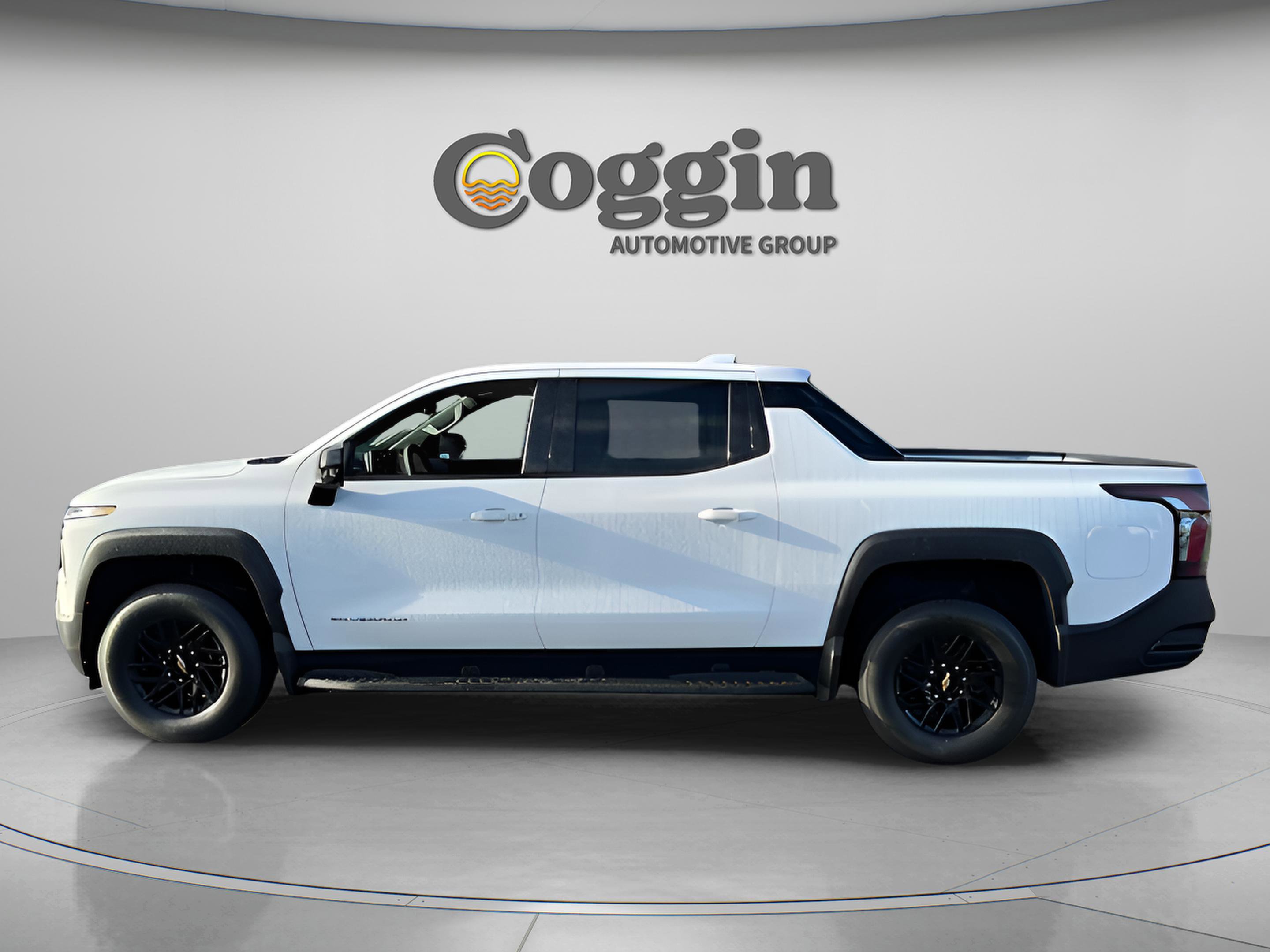 New 2026 Chevrolet Silverado EV LT image 2