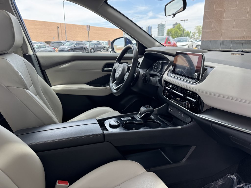 Used 2023 Nissan Rogue SV w/ SV Premium Package AWD/4WD image 42