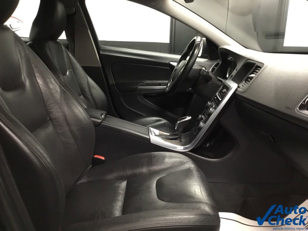 Used 2014 Volvo S60 T5 image 36