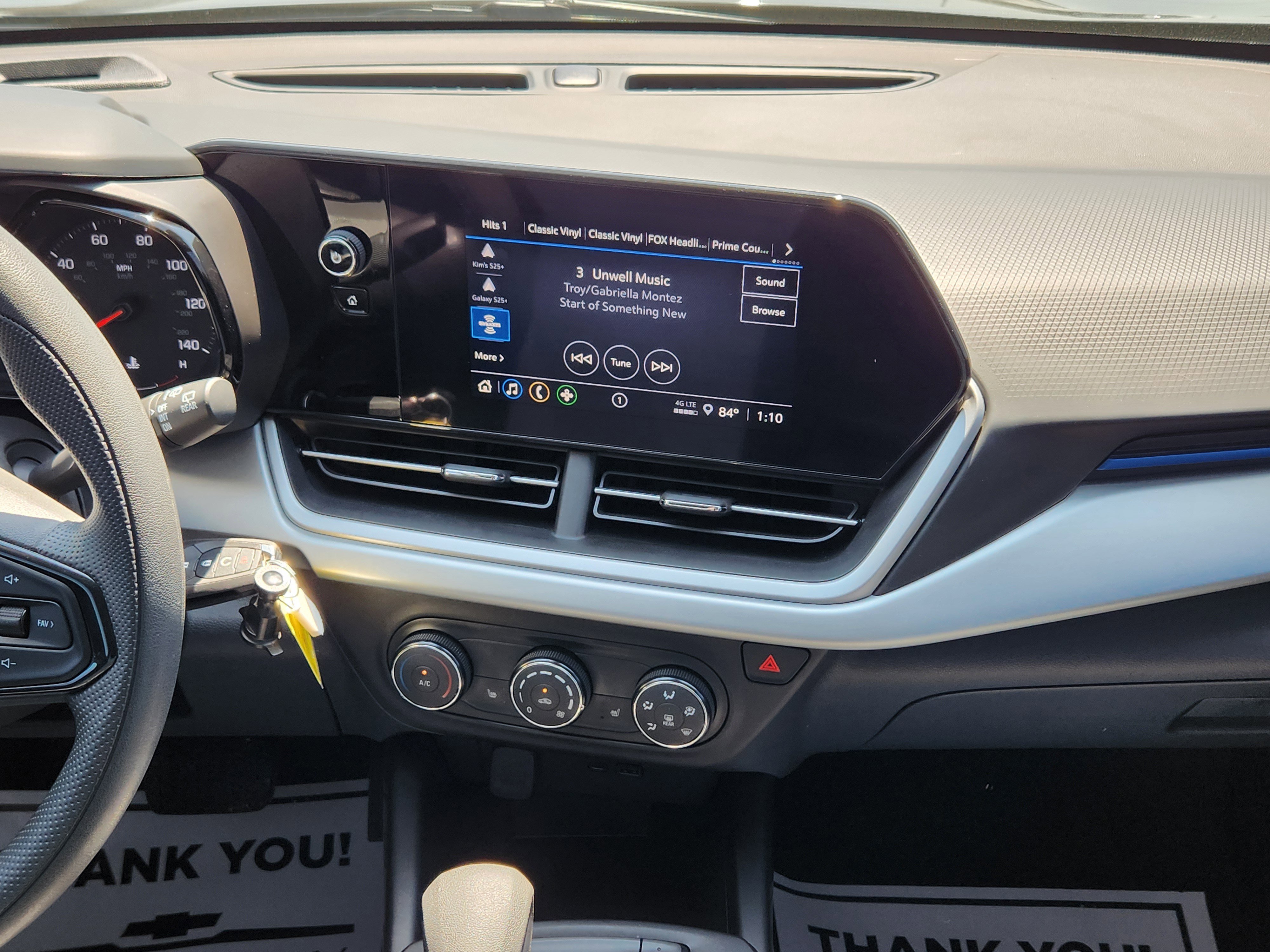 Used 2025 Chevrolet Trax LS w/ LS Convenience Package FWD image 18