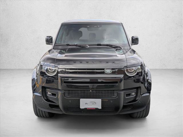 Certified 2025 Land Rover Defender 110 V8 AWD/4WD image 2