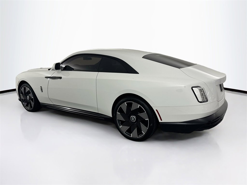 Used 2025 Rolls-Royce Spectre image 7