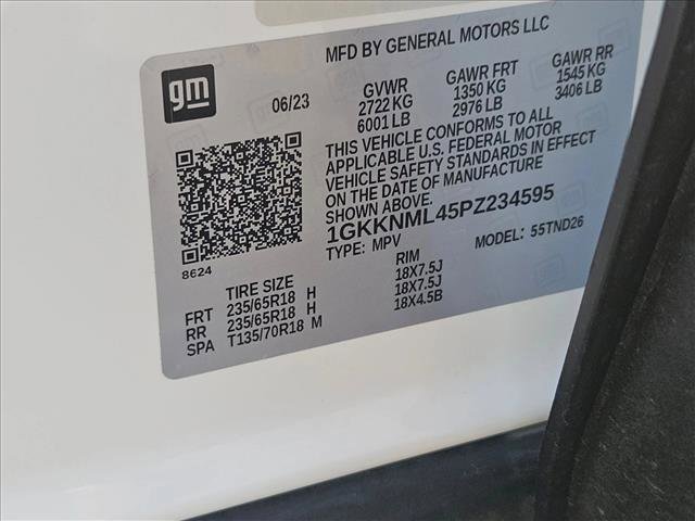 Used 2023 GMC Acadia SLT image 18