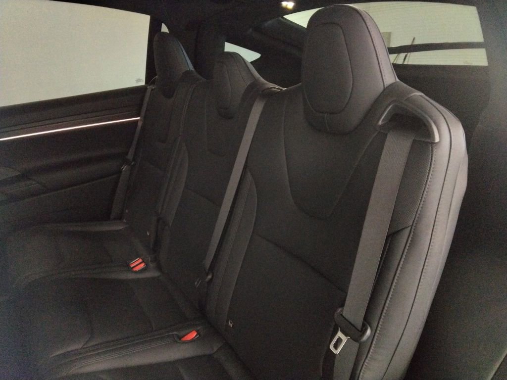 Used 2026 Tesla Model X image 29