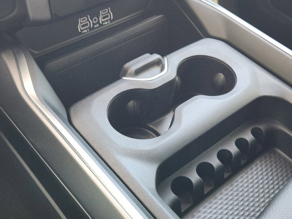 New 2026 RAM 1500 Express image 15