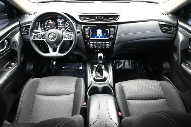Used 2020 Nissan Rogue SV AWD/4WD image 14
