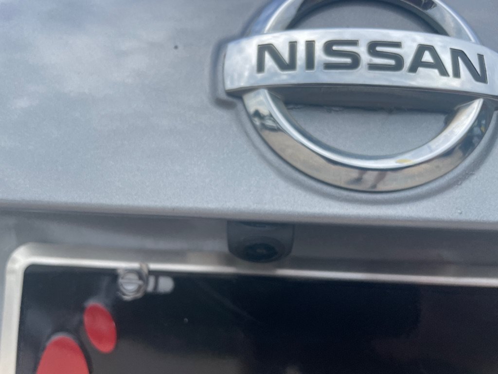 Used 2011 Nissan Juke SL w/ Chrome Pkg FWD image 7