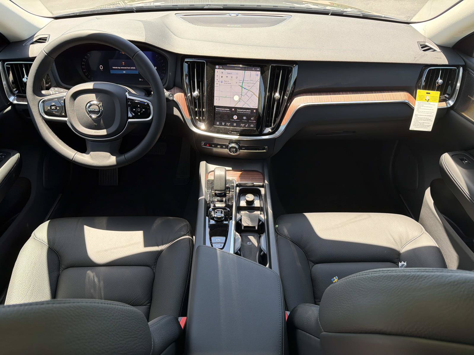 New 2026 Volvo V60 B5 Cross Country Plus w/ Climate Package AWD/4WD image 7