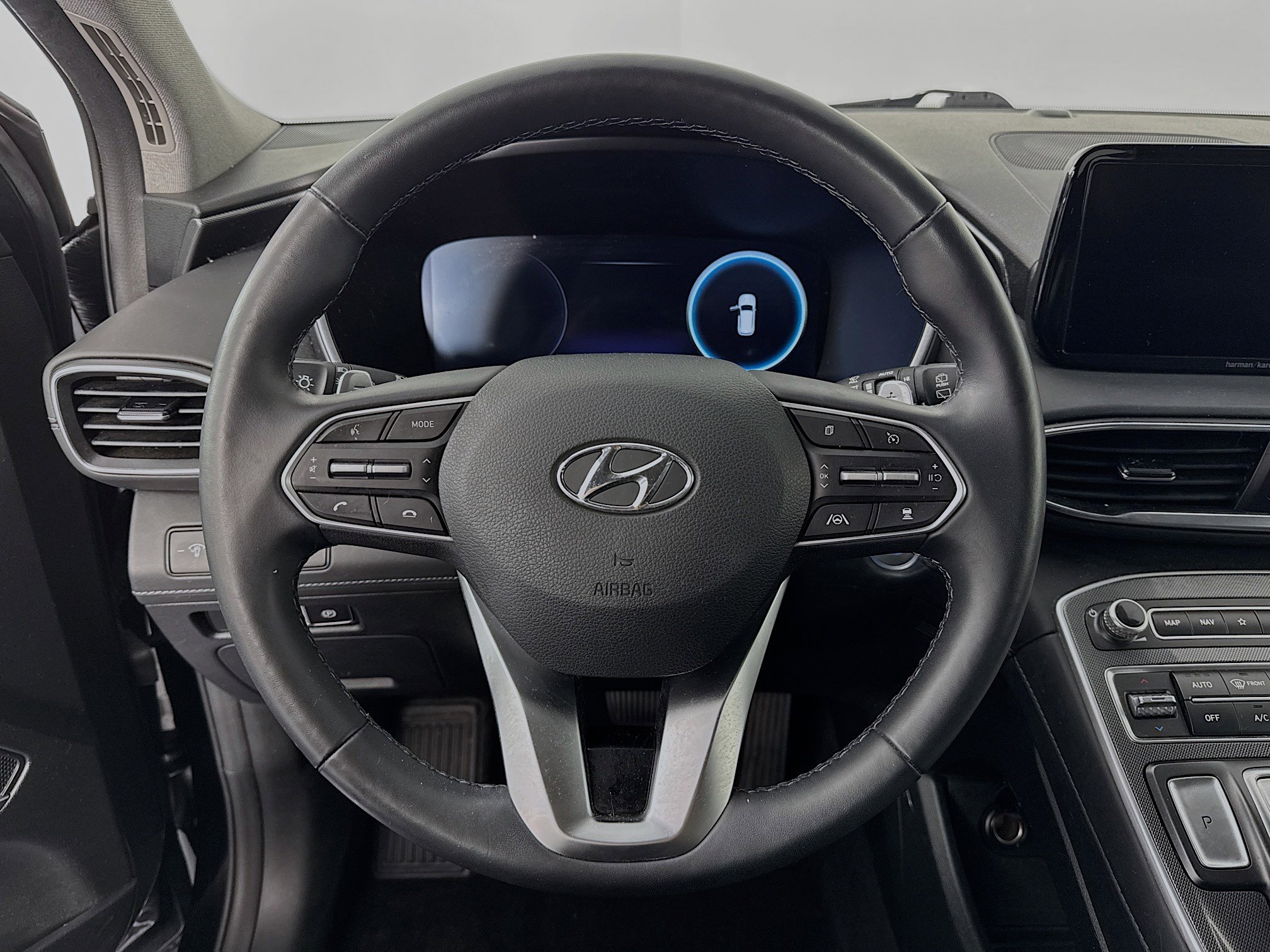 Used 2023 Hyundai Santa Fe Limited image 11