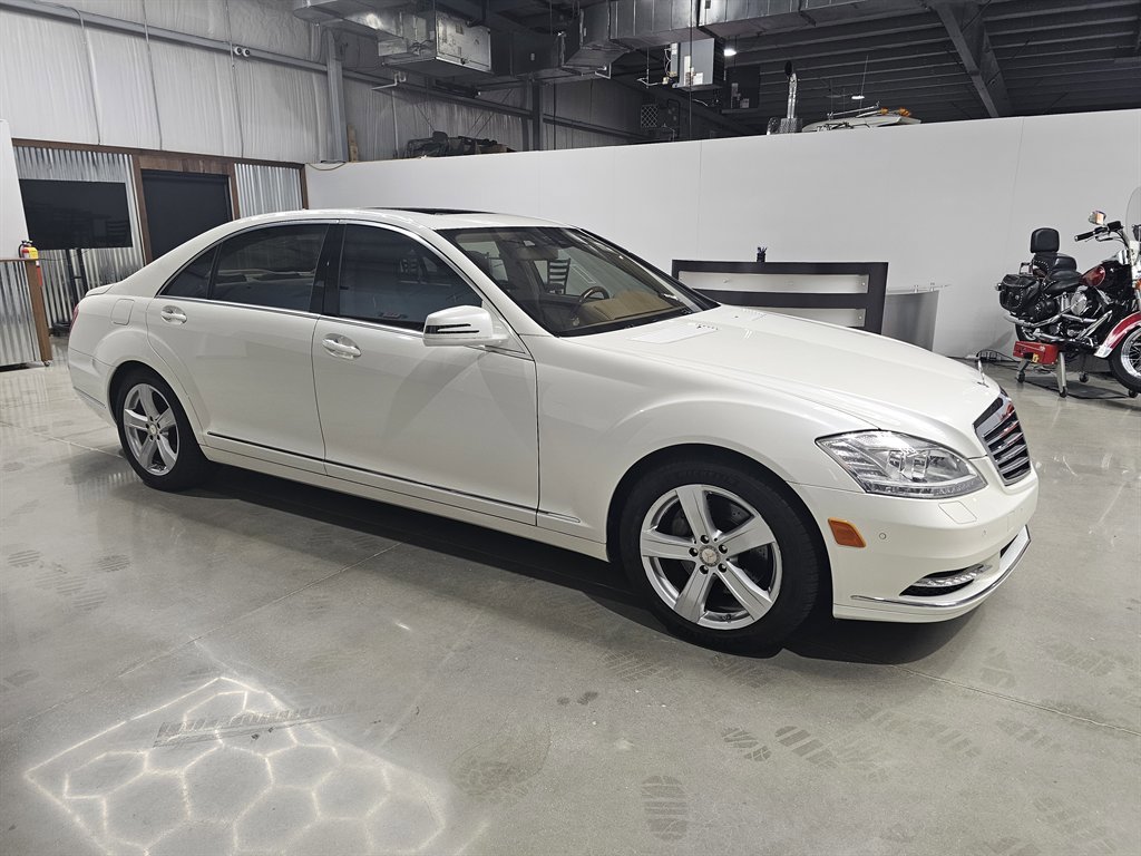 Used 2010 Mercedes-Benz S 550 image 16
