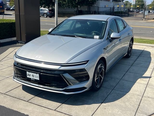 New 2026 Hyundai Sonata SEL FWD image 3