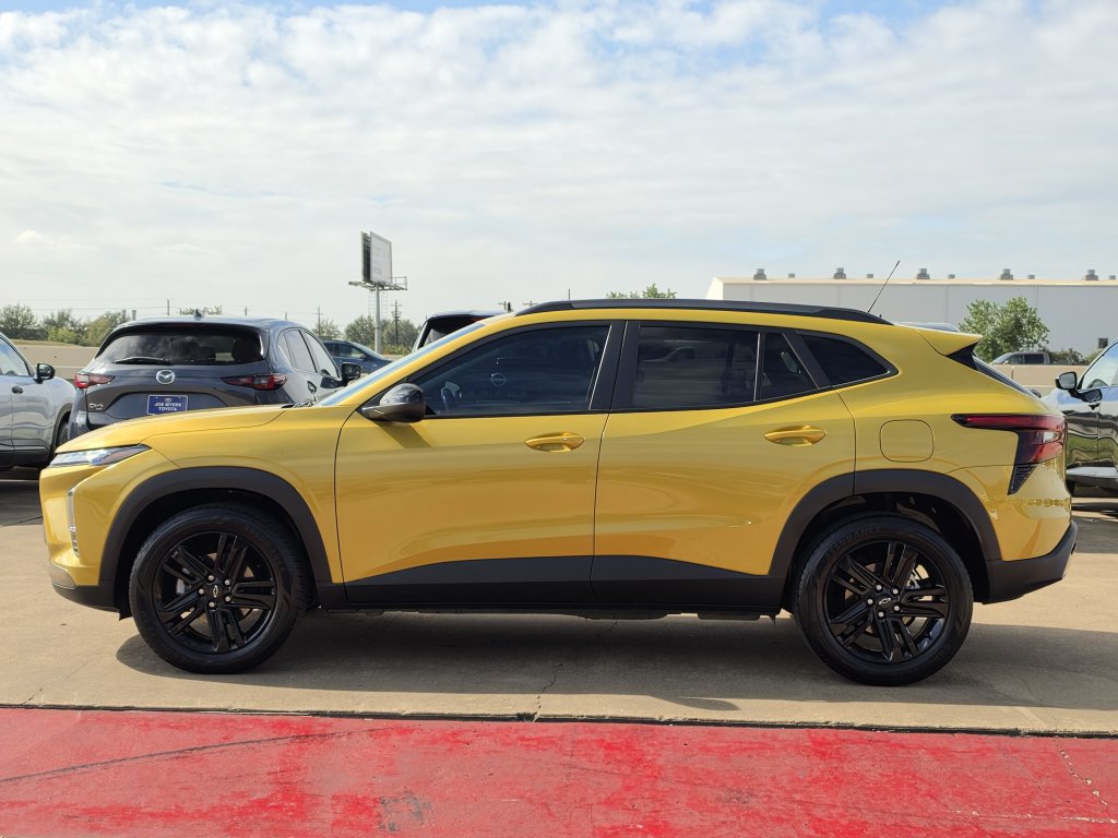 Used 2025 Chevrolet Trax ACTIV w/ Sunroof Package FWD image 6