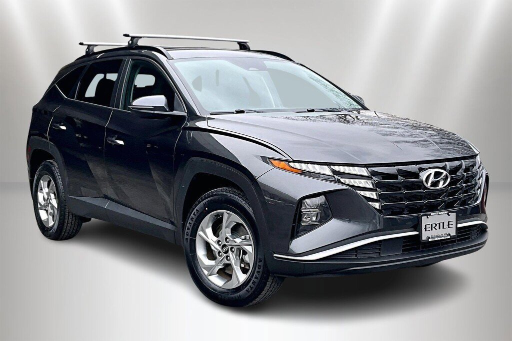 Used 2023 Hyundai Tucson SEL image 1
