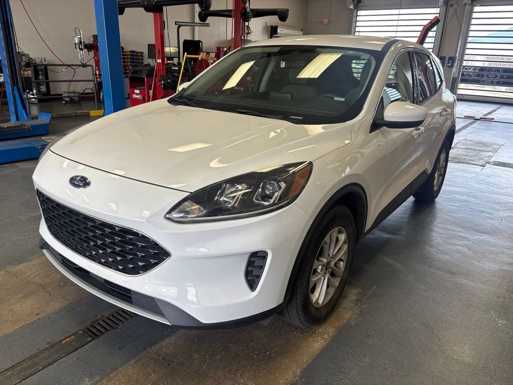 Used 2020 Ford Escape SE AWD/4WD image 2