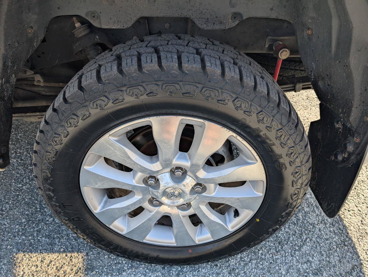 Used 2018 Toyota Tundra SR5 w/ SR5 Upgrade Package AWD/4WD image 10