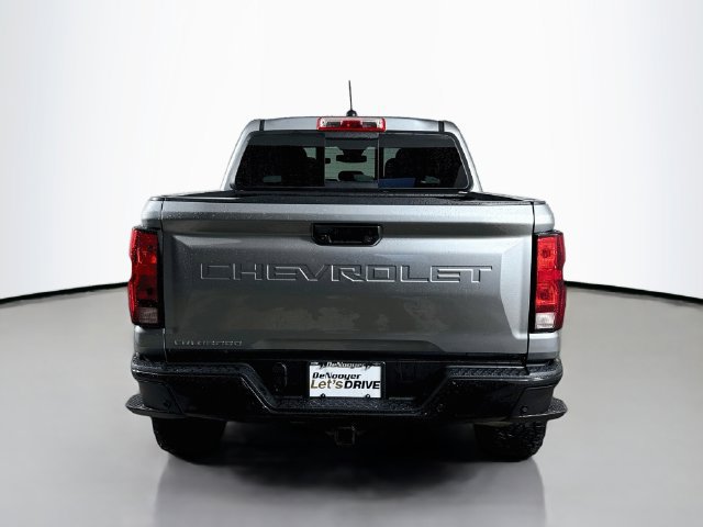Used 2023 Chevrolet Colorado Trail Boss w/ Technology Package AWD/4WD image 8