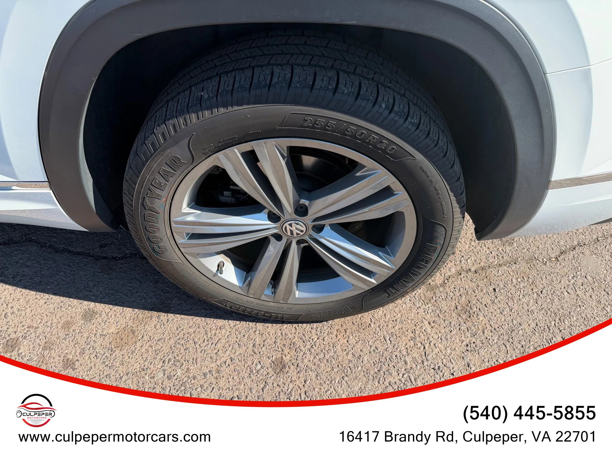 Used 2018 Volkswagen Atlas SE w/ R-Line Package image 29