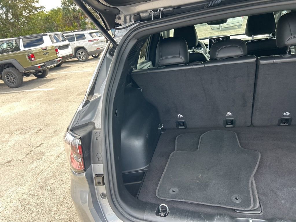 Used 2023 Jeep Compass Limited image 29