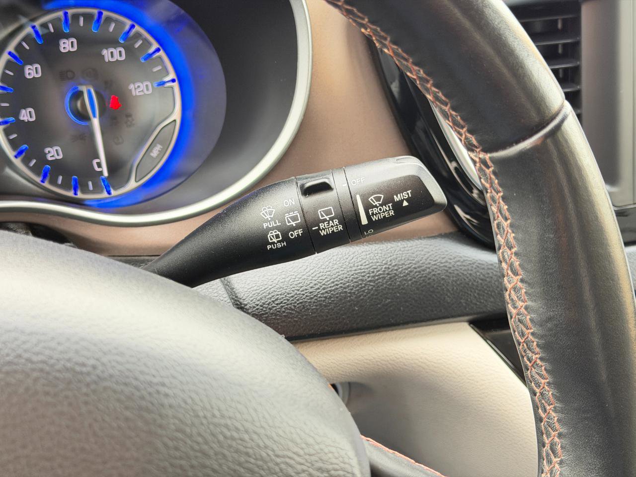 Used 2018 Chrysler Pacifica Touring-L image 66