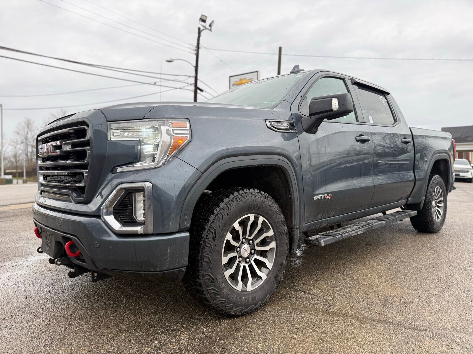 Used 2019 GMC Sierra 1500 AT4 w/ AT4 Premium Package image 2