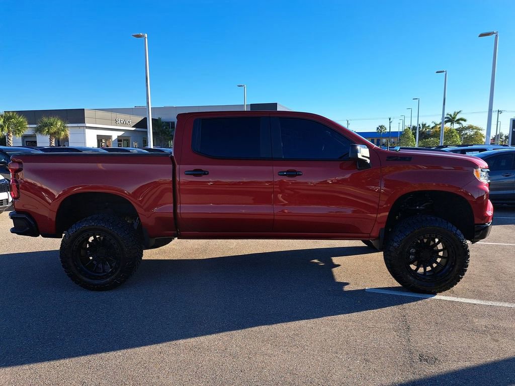 Used 2025 Chevrolet Silverado 1500 LT Trail Boss w/ Convenience Package II image 4
