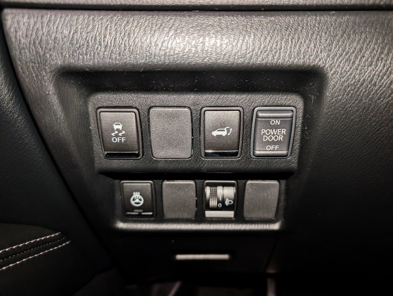 Used 2016 INFINITI QX60 Luxe w/ Premium Plus Package image 43