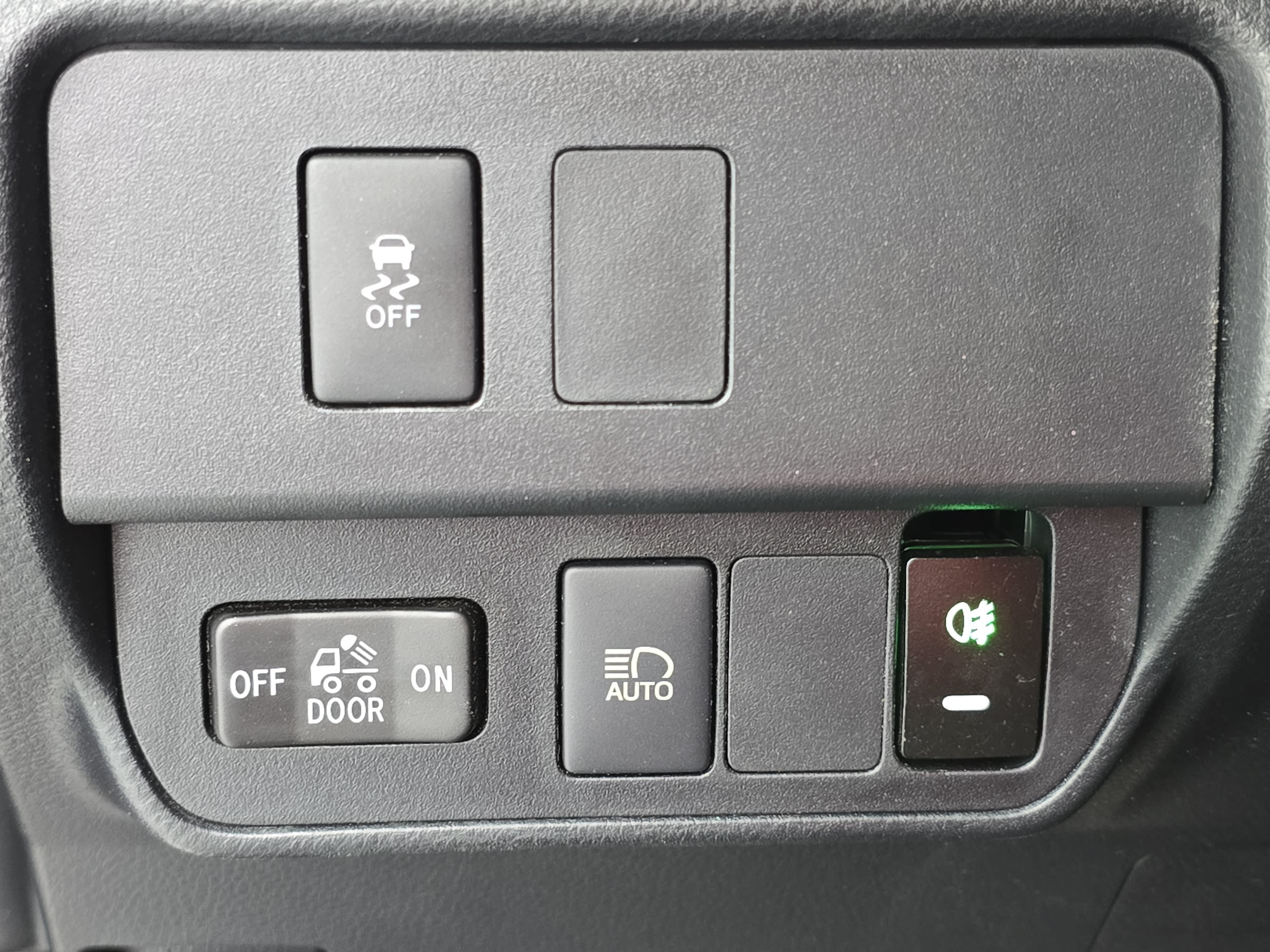 Used 2023 Toyota Tacoma SR w/ SR Convenience Package RWD image 24