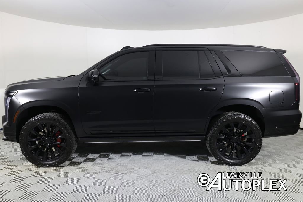 Used 2026 Cadillac Escalade V w/ LPO, ONYX Package image 8