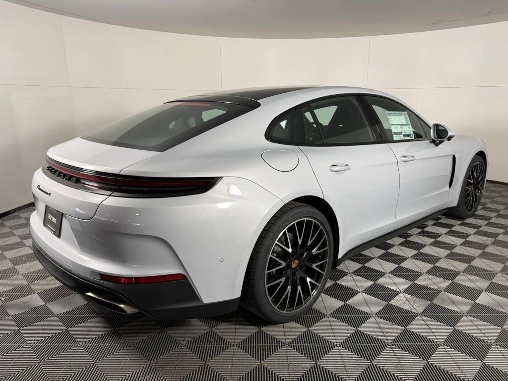 New 2026 Porsche Panamera 4 image 7