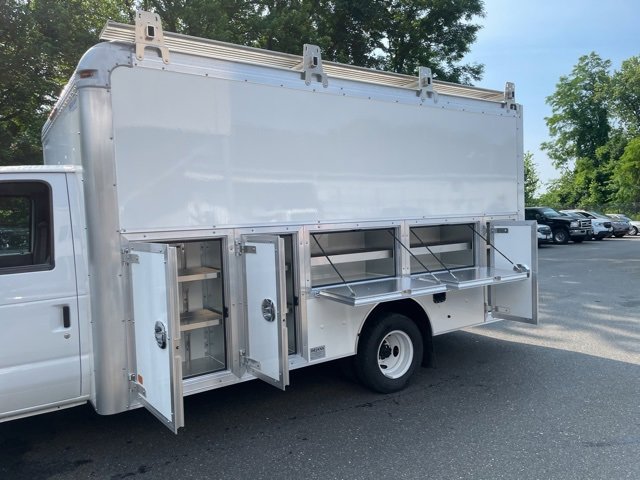 New 2026 Ford E-450 and Econoline 450 Super Duty w/ Power Equipment Group image 11