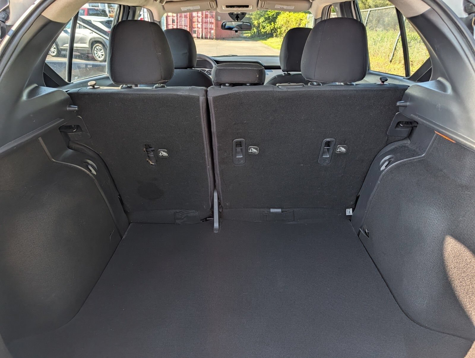 Used 2020 Nissan Kicks S FWD image 20
