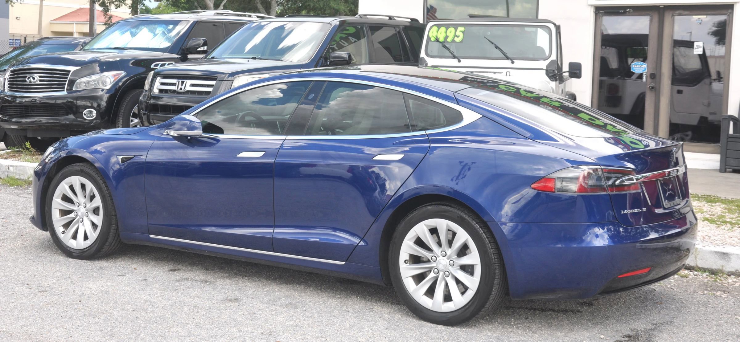 Used 2017 Tesla Model S 75 RWD image 8