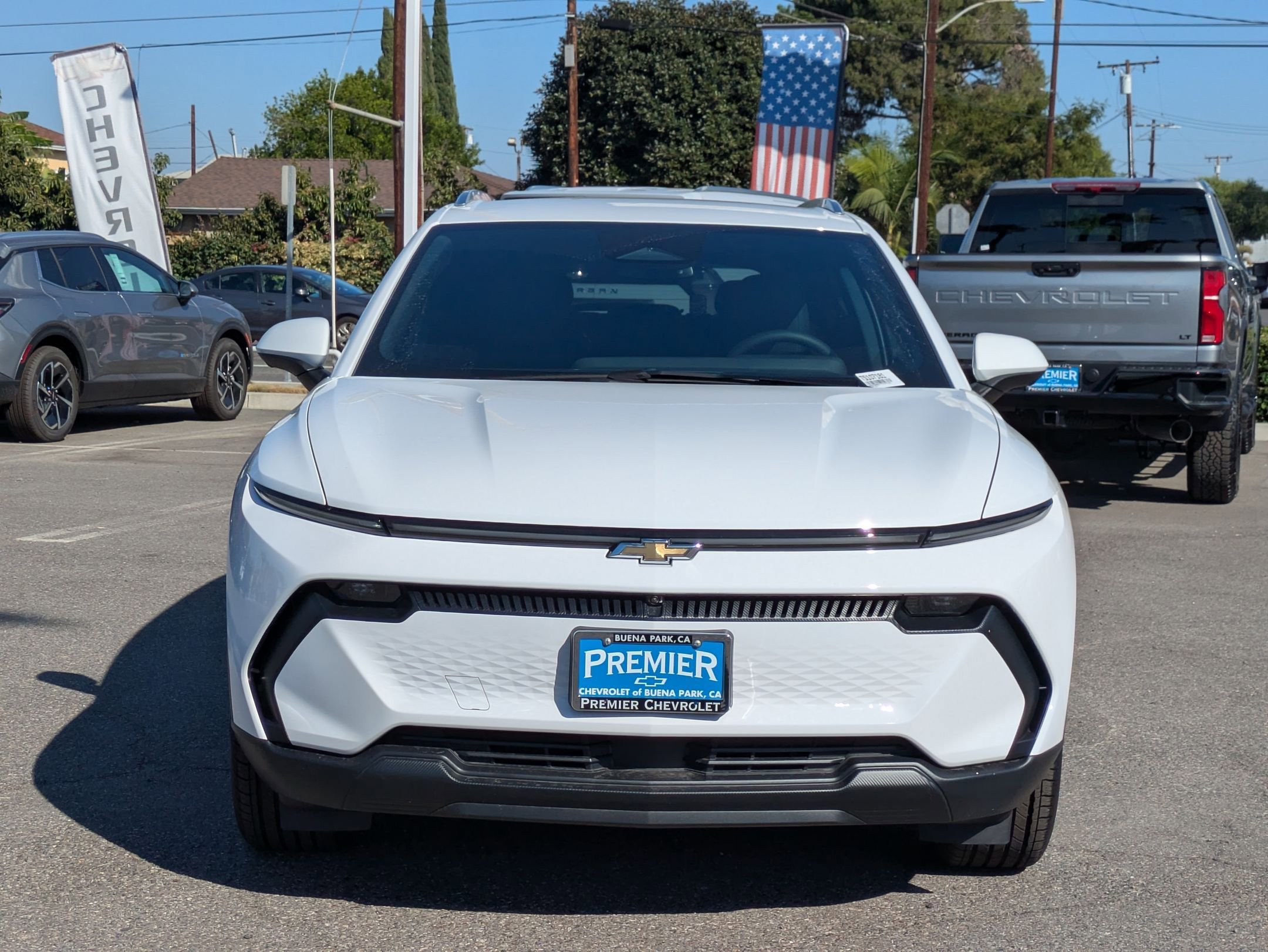 Used 2026 Chevrolet Equinox EV LT w/ LPO, All-Weather Mat Package image 8