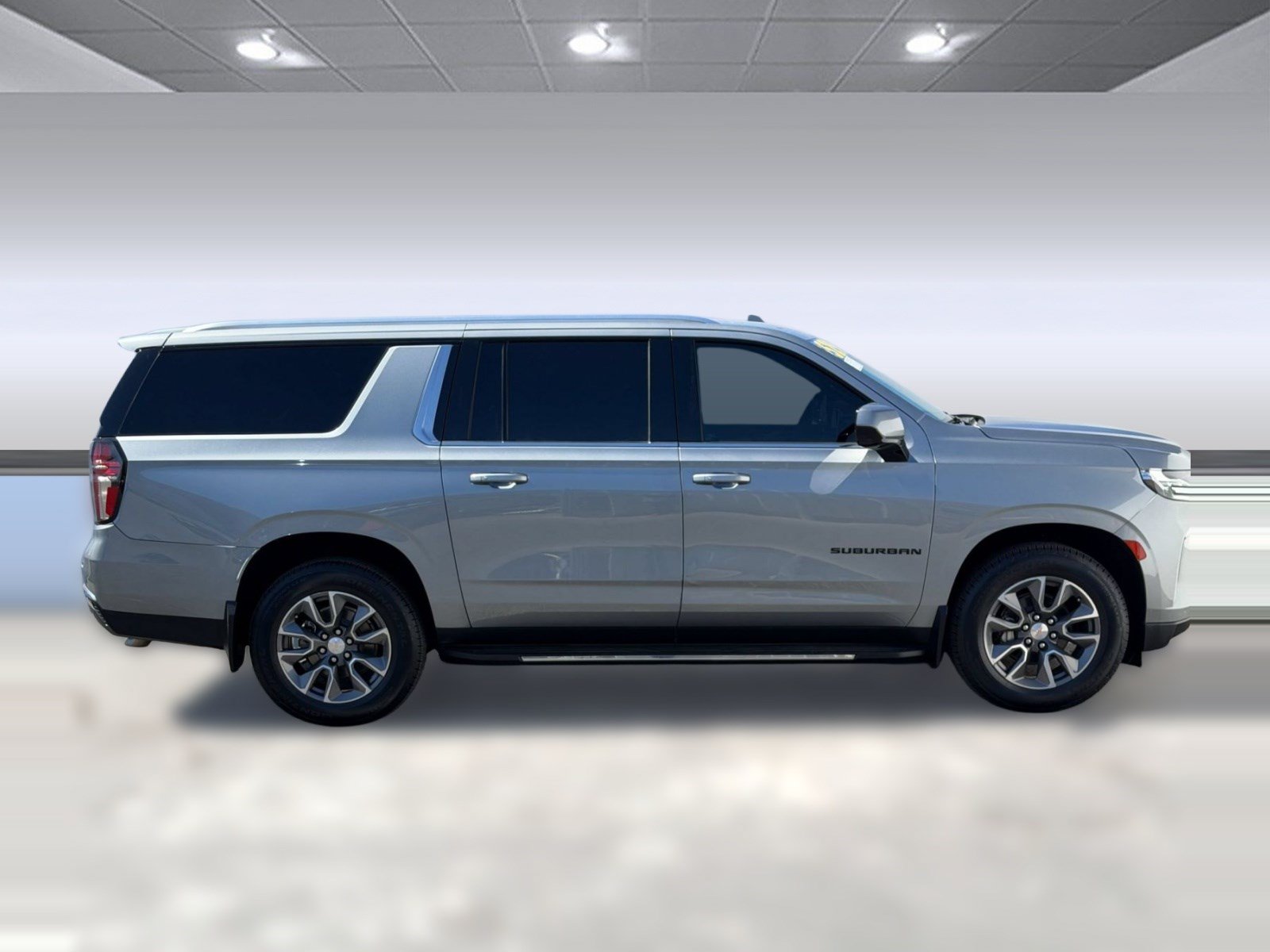 Used 2024 Chevrolet Suburban LT AWD/4WD image 7
