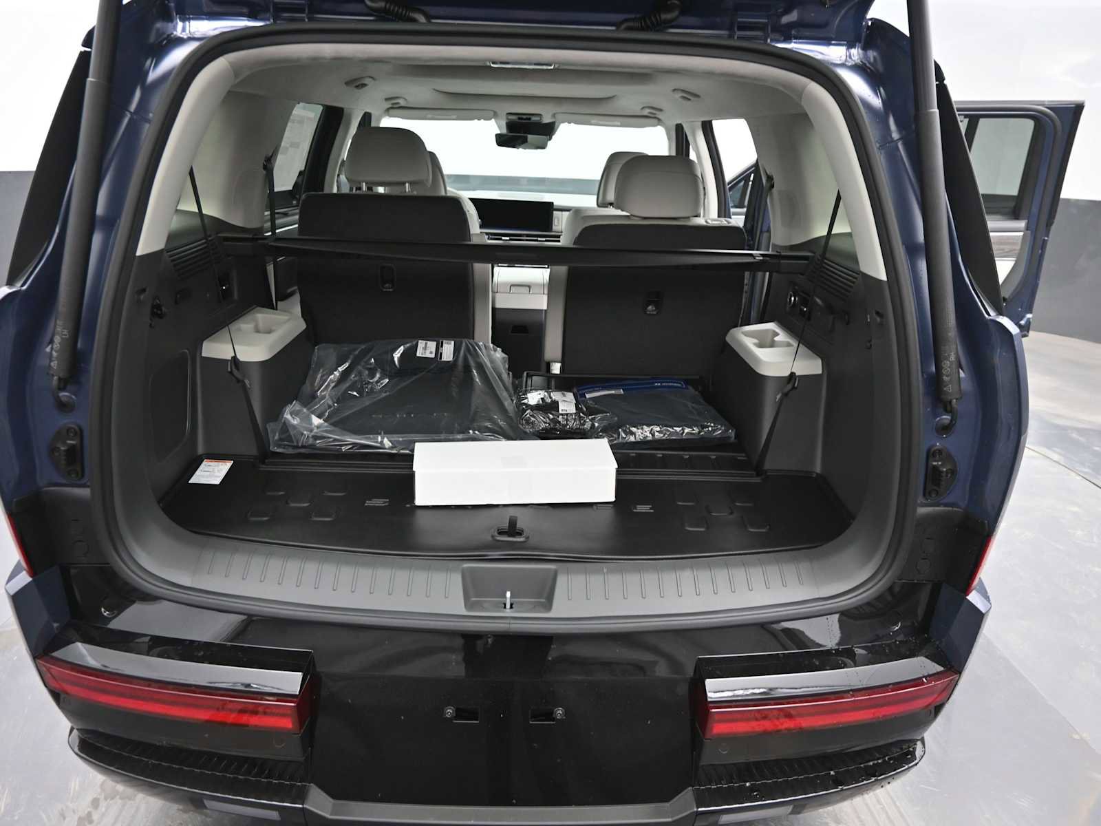 New 2026 Hyundai Santa Fe Calligraphy image 13