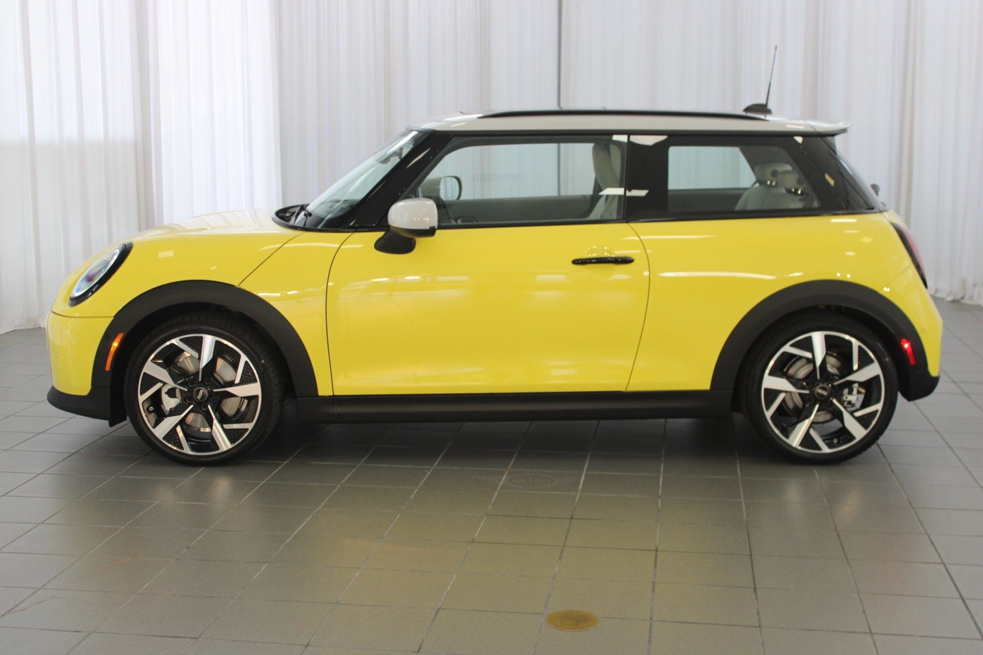 New 2026 MINI Cooper S FWD image 2