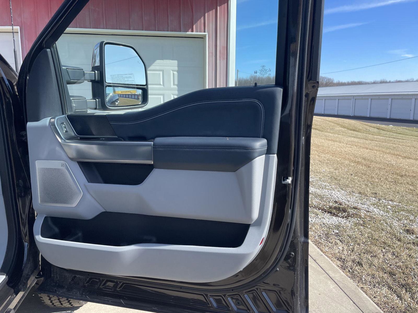 Used 2024 Ford F250 Limited w/ FX4 Off-Road Package AWD/4WD image 33