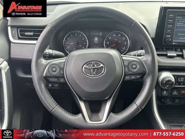 Certified 2020 Toyota RAV4 XLE Premium AWD/4WD image 17
