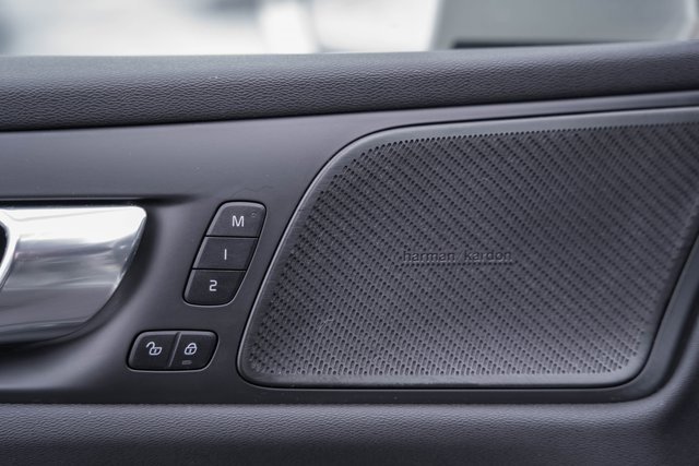 Used 2021 Volvo S60 T5 Momentum w/ Protection Package Premier image 38