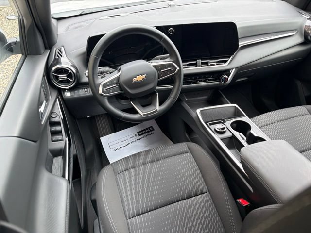 Used 2026 Chevrolet Equinox LT AWD/4WD image 23