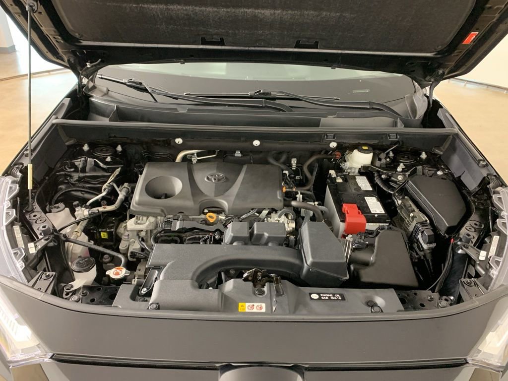 Used 2024 Toyota RAV4 LE image 38