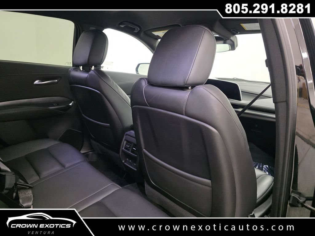 Used 2025 Cadillac XT4 Premium Luxury w/ Cold Weather Package FWD image 13