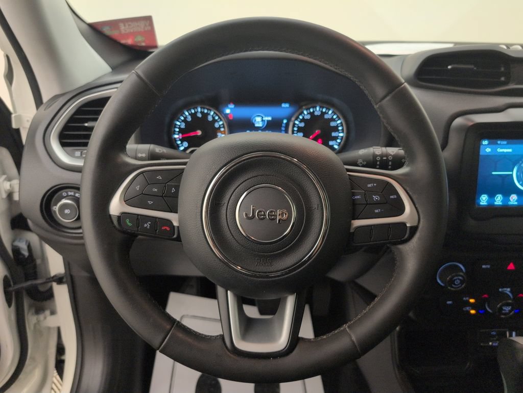 Used 2021 Jeep Renegade Latitude FWD image 34