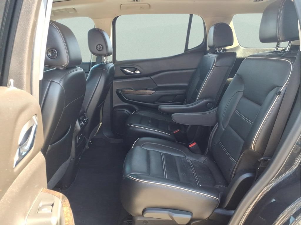 Used 2021 GMC Acadia Denali w/ Denali Technology Package FWD image 15