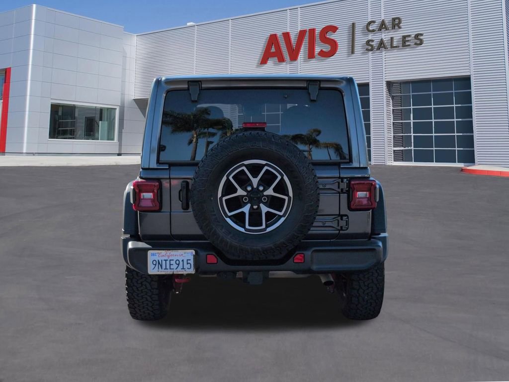 Used 2025 Jeep Wrangler Unlimited Rubicon w/ Convenience Group image 7